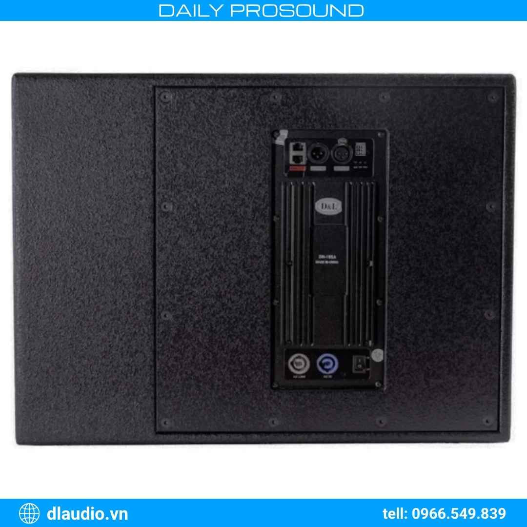 Mặt sau loa sub điện bass 30 với bảng điều khiển amply, núm chỉnh và cổng kết nối tín hiệu Mặt sau loa sub điện bass 30 với bảng điều khiển amply, núm chỉnh và cổng kết nối tín hiệu