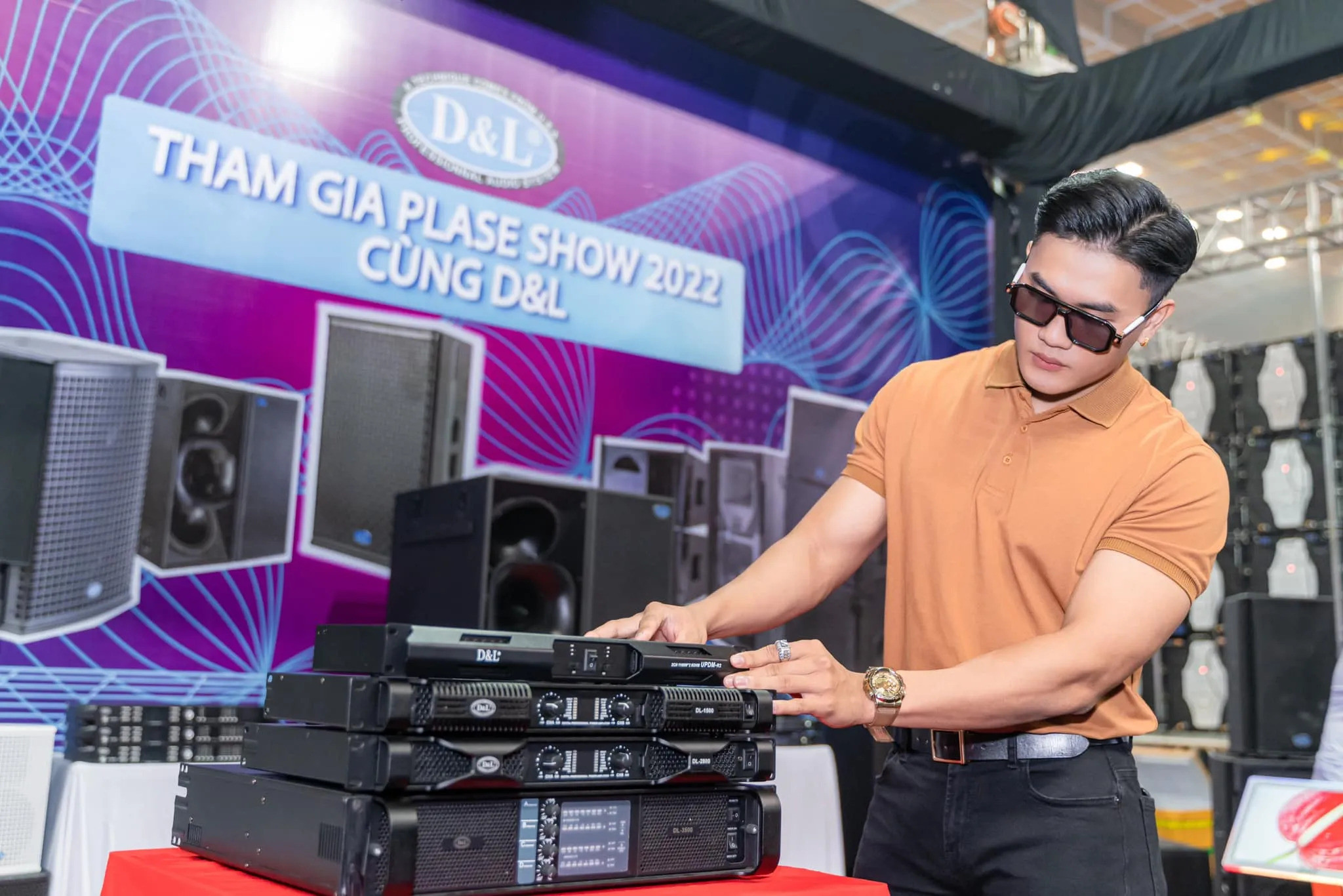 Cận cảnh các cục amplifier D&L chính hãng được trưng bày tại PLASE SHOW 2022