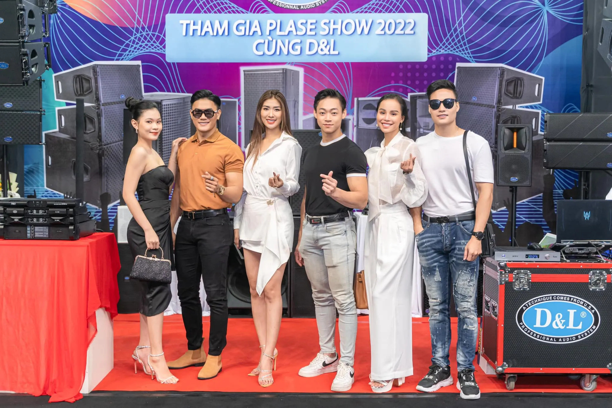 Hệ thống loa sân khấu D&L chính hãng đầy đủ tại gian hàng PLASE SHOW 2022
